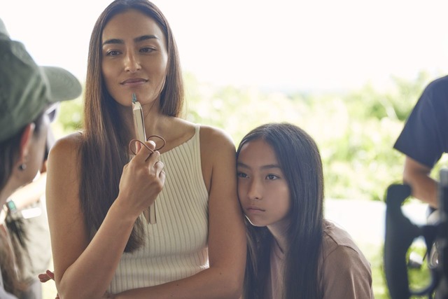 長谷川潤さんが12歳の娘とCMで初共演。オファー時は「違うと思う」から共演を決意するに至った「今思い出しても泣いてしまう」理由とは