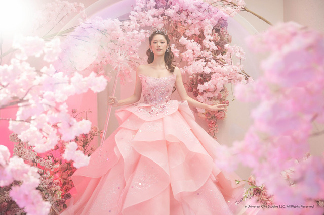 「リトル・マーサ」『ウィキッド』フォトプラン© Universal City Studios. All Rights Reserved.