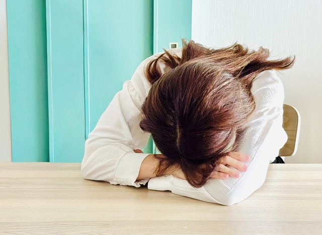 介護で悩まされる「排泄介助」問題に直面。プライドの高い性格でも「紙パンツ」を履いてもらえるのか