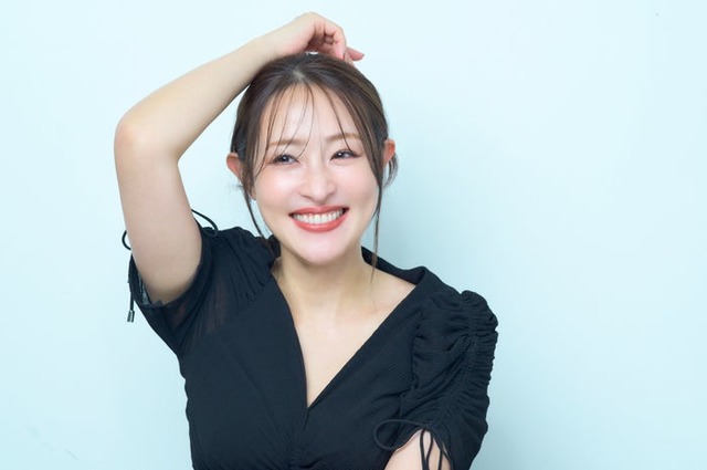 「遅咲き 肌管理オタク 美容に全ぶり」掲載カット（画像提供：ワニブックス ）