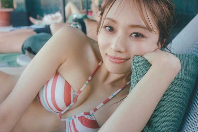 梅澤美波 2nd写真集「透明な覚悟」／撮影：東京祐