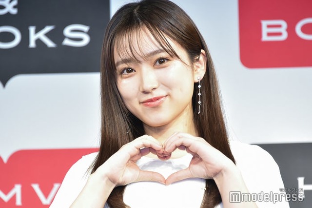 矢吹奈子（C）モデルプレス