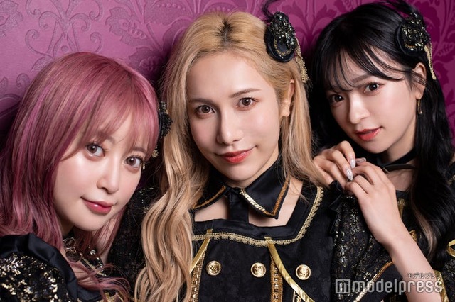 ヘラヘラ三銃士（まりな、ありしゃん、さおりん）（C）モデルプレス