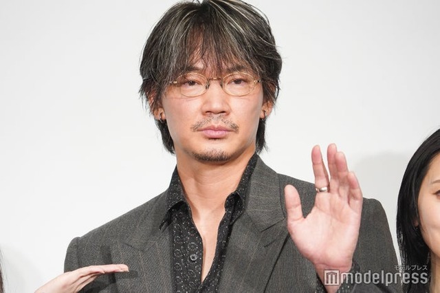 「星と月は天の穴」公開記念舞台挨拶に登壇した綾野剛（C）モデルプレス