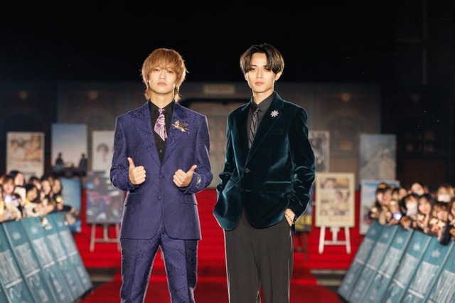 レッドカーペットに登場したKing ＆ Prince／高橋海人、永瀬廉（提供写真）