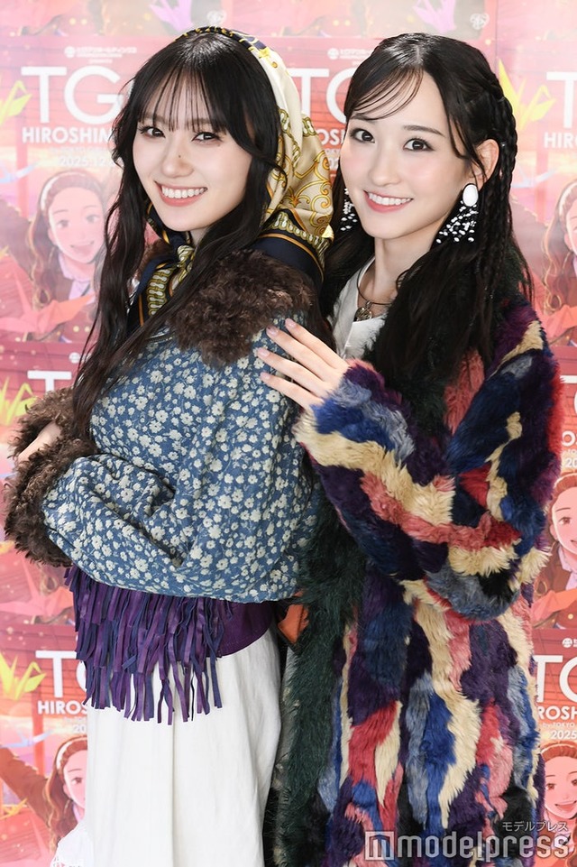 TGC初出演！舞台裏でインタビューに応じた乃木坂46川崎桜＆一ノ瀬美空（C）モデルプレス
