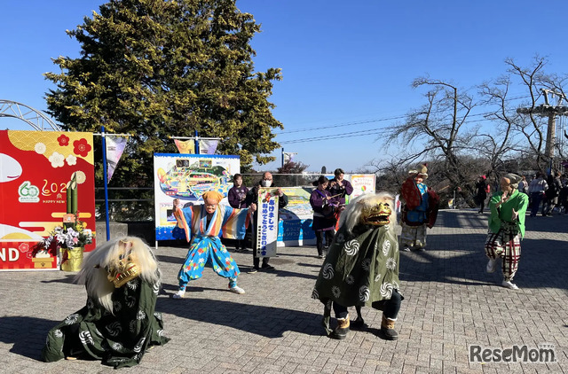 獅子舞披露（過去のようす）