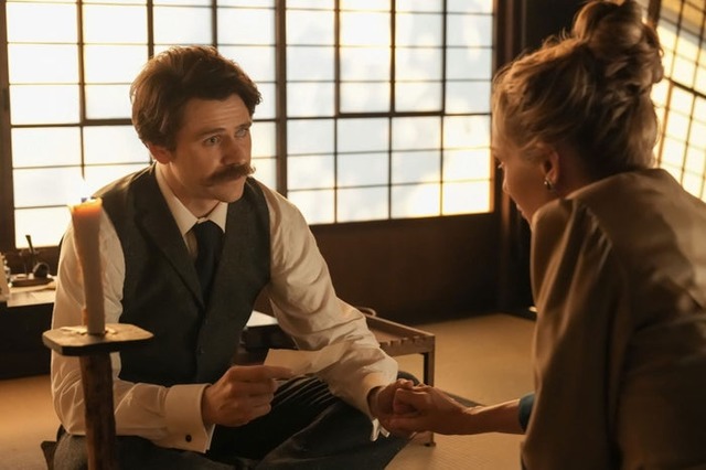 トミー・バストウ、シャーロット・ケイト・フォックス「ばけばけ」第65話（C）NHK