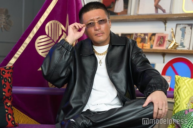 モデルプレスのインタビューに応じたつーちゃん（塚原舜哉）（C）モデルプレス