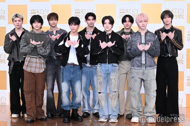 （後列左から）MAKI（マキ）、EJ（ウィジュ）、JO（ジョウ）、FUMA（フウマ）、K（ケイ）（前列左から）TAKI（タキ）、HARUA（ハルア）、YUMA（ユウマ）、NICHOLAS（ニコラス）／&TEAM（C）モデルプレス