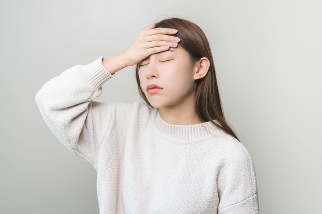 48歳「動悸・めまい」がつらくて病院へ。結果は”原因不明”、家族にも「大げさ！」と言われてしまって、身の置き所がない【2025年ベスト記事セレクション】