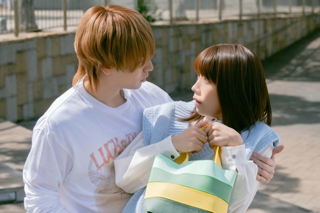 伊野尾慧、松本穂香「50分間の恋人」より（C）ABCテレビ・ストームレーベルズ