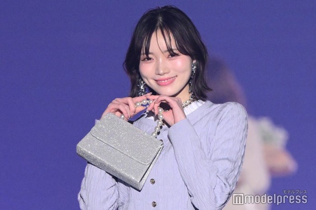 真鍋凪咲（C）モデルプレス