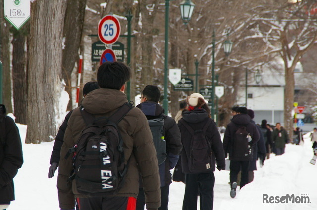 北海道大学試験場（札幌キャンパス）2026年1月17日 共通テスト1日目のようす