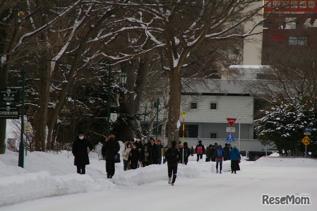 北海道大学試験場（札幌キャンパス）2026年1月17日 共通テスト1日目のようす