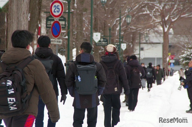 北海道大学試験場（札幌キャンパス）2026年1月17日 共通テスト1日目のようす（記事の内容とは関係ありません）