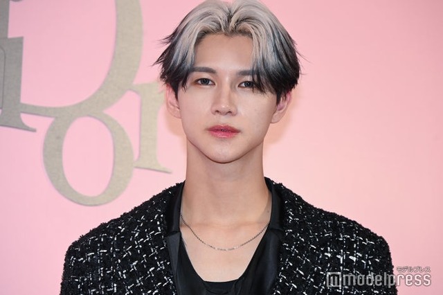 「ディオール アディクト キャンディ ショップ」フォトコールに出席したREIA（C）モデルプレス