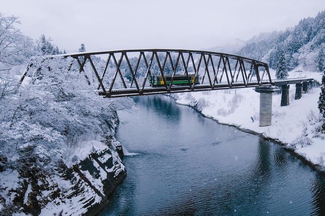 息をのむような美しい風景の連続！「只見線」の旅の楽しみ方