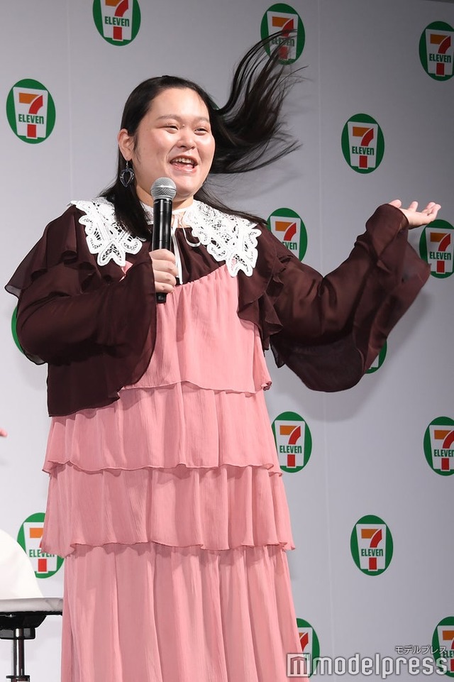 イベントに出席した田辺智加（C）モデルプレス