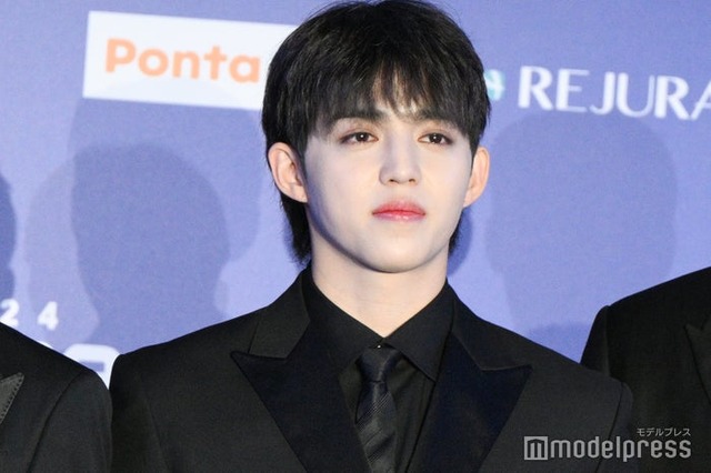 黒髪のエスクプス（C）モデルプレス