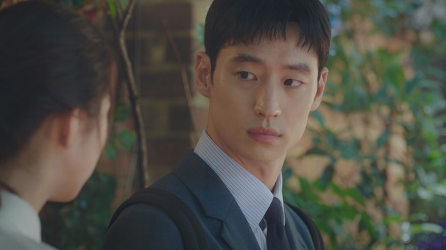 「輝く星のターミナル」