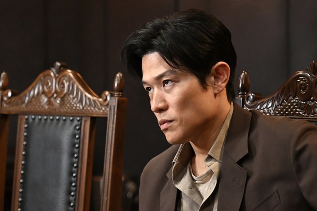 鈴木亮平「リブート」第3話（C）TBS