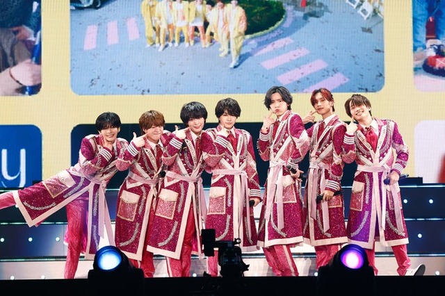 「初心LOVE」なにわ男子（左から）長尾謙杜、大橋和也、大西流星、西畑大吾、道枝駿佑、高橋恭平、藤原丈一郎（提供写真）