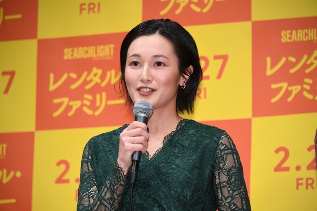 『レンタル・ファミリー』©2025 Searchlight Pictures. All Rights Reserved.　