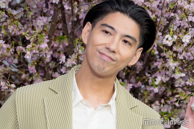 イベントに出席した賀来賢人（C）モデルプレス