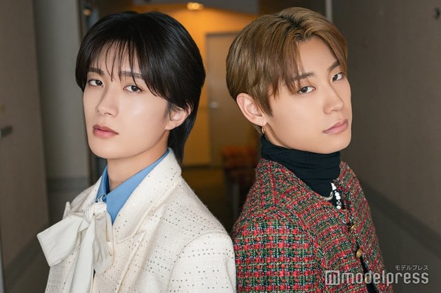 モデルプレスのインタビューに応じた山中柔太朗、高松アロハ（C）モデルプレス