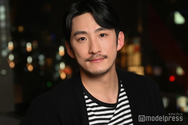 モデルプレスのインタビューに応じたテホン（C）モデルプレス