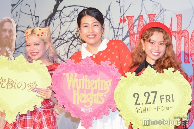 （左から）エルフ荒川、横澤夏子、peco（C）モデルプレス