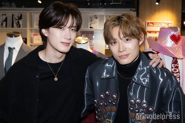 モデルプレスの取材に応じた山中柔太朗、高松アロハ（C）モデルプレス