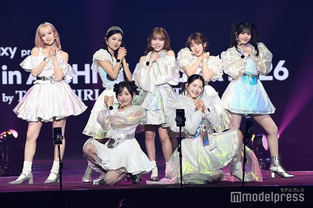 ME:I（C）モデルプレス