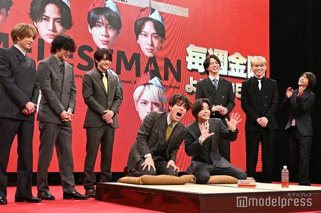 菊池風磨にコントローラーを握られている原嘉孝、「立道」失敗してしまうが松島聡と全力で番組告知／橋本将生、菊池風磨、猪俣周杜、原嘉孝、松島聡、寺西拓人、篠塚大輝、佐藤勝利（C）モデルプレス