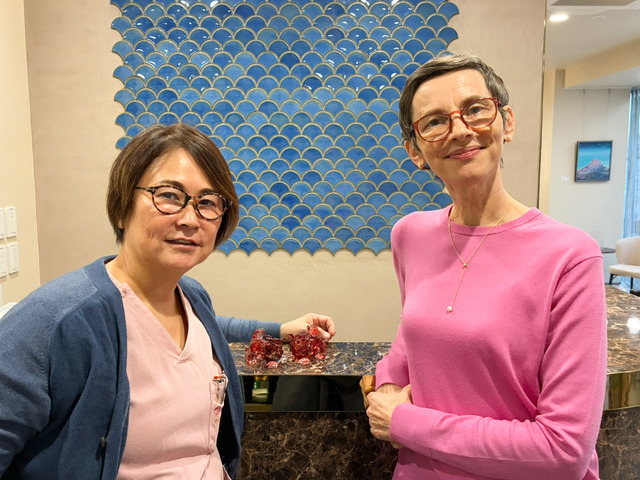 更年期症状を「その程度のこと、我慢すればいいのよ」と言わせない。ベラルーシ出身の女性研究者が「更年期専門オンライン診療」を作り上げるまで