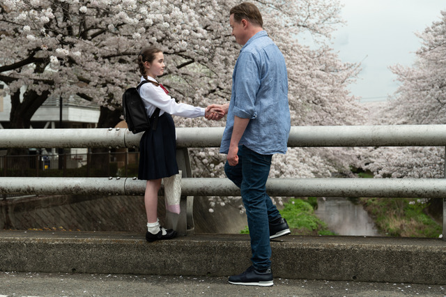 『レンタル・ファミリー』©2026 Searchlight Pictures. All Rights Reserved.　