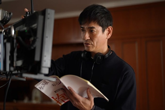 沢村一樹（C）「⽔曜⽇、私の夫に抱かれてください」製作委員会