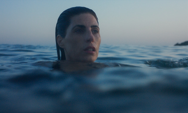 『幸せの、忘れもの。』© 2025. Distinto Films SLU, Nexus Creafilms SL, A Contracorriente Films SL, Diverso Films AIE