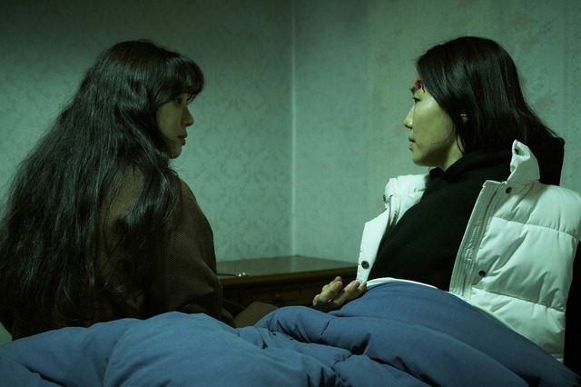 『白い車に乗った女』© 2025 SLL. & B.A. ENTERTAINMENT & BY4M STUDIO CO., Ltd.