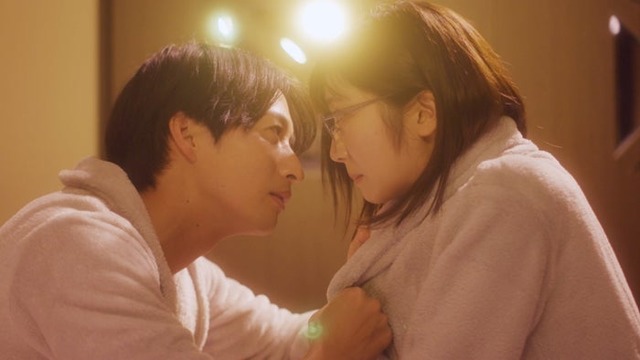 古屋呂敏、つじかりん「教えてください、藤縞さん！」8話（C）「教えてください、藤縞さん！」製作委員会