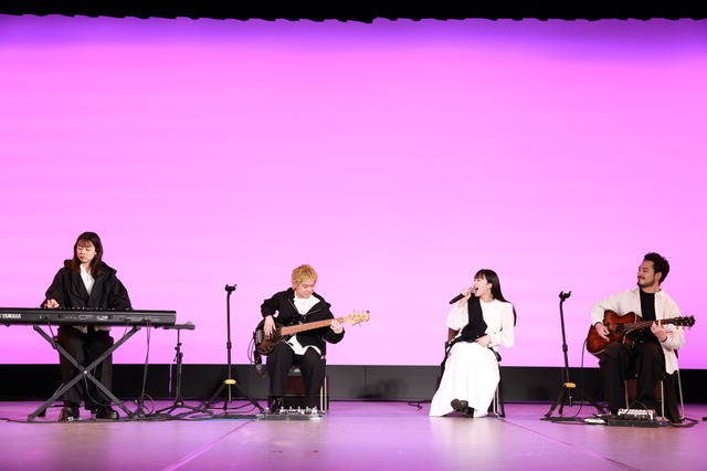 『パリに咲くエトワール』©「パリに咲くエトワール」製作委員会