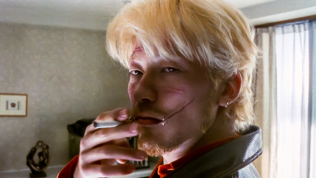 『殺し屋１ ４K』©山本英夫/小学館「殺し屋 1」製作委員会 2001