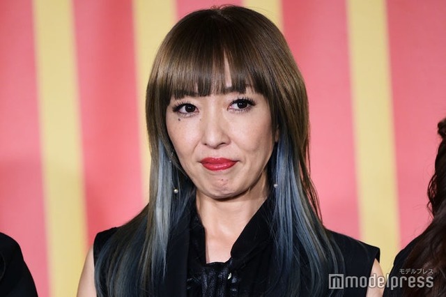 REINA （C）モデルプレス