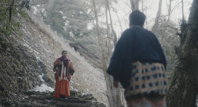 『脛擦りの森』© 『脛擦りの森』プロジェクト