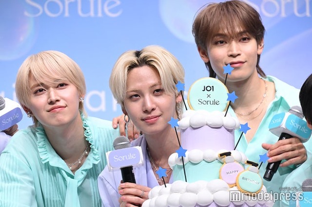 イベントに出席した（左から）白岩瑠姫、川尻蓮、與那城奨（C）モデルプレス