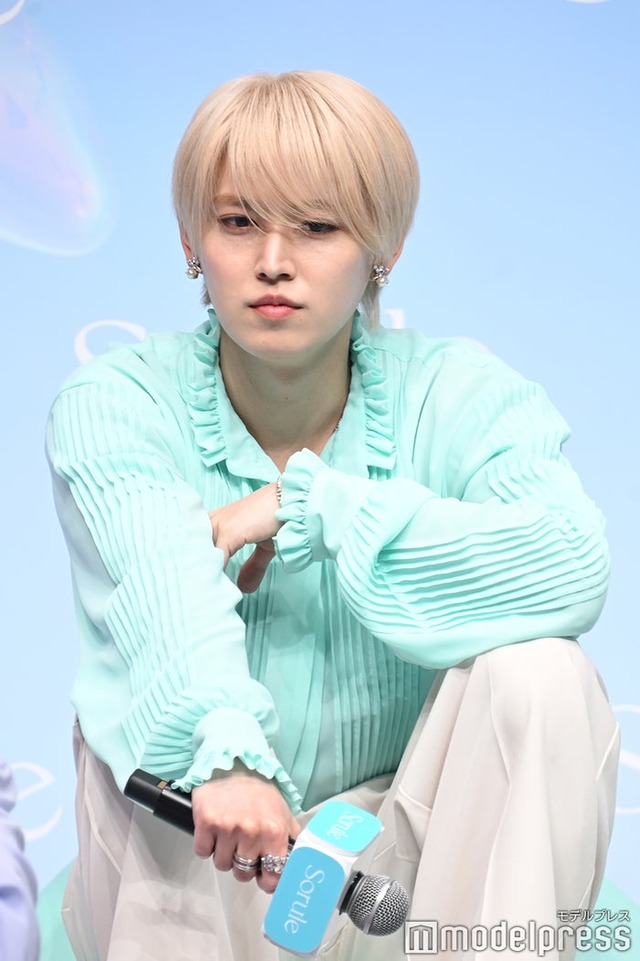 サラサラヘアが際立つスタイリングの白岩瑠姫（C）モデルプレス