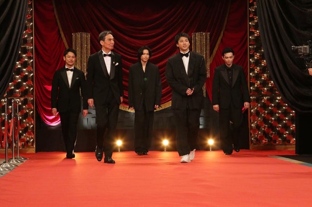 妻夫木聡、長塚京三、松村北斗、山田裕貴、吉沢亮（C）日本アカデミー協会