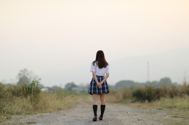 「学校に行ってみようかな」8年間不登校だった娘が、4ヶ月でバイト、英検に動き出した。その時、母が実践していた理論とは