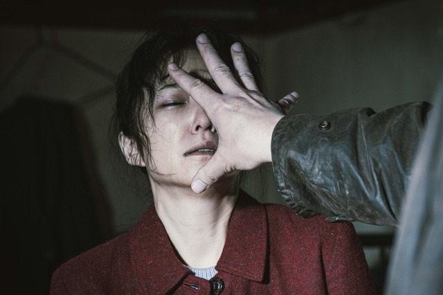 『名無し』(C)佐藤二朗 永田諒 ／ ヒーローズ　(C)2026 映画「名無し」製作委員会